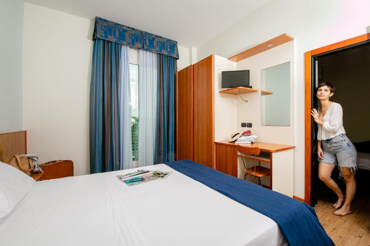 New Bristol Sport Hotel Cesena Bagian luar foto