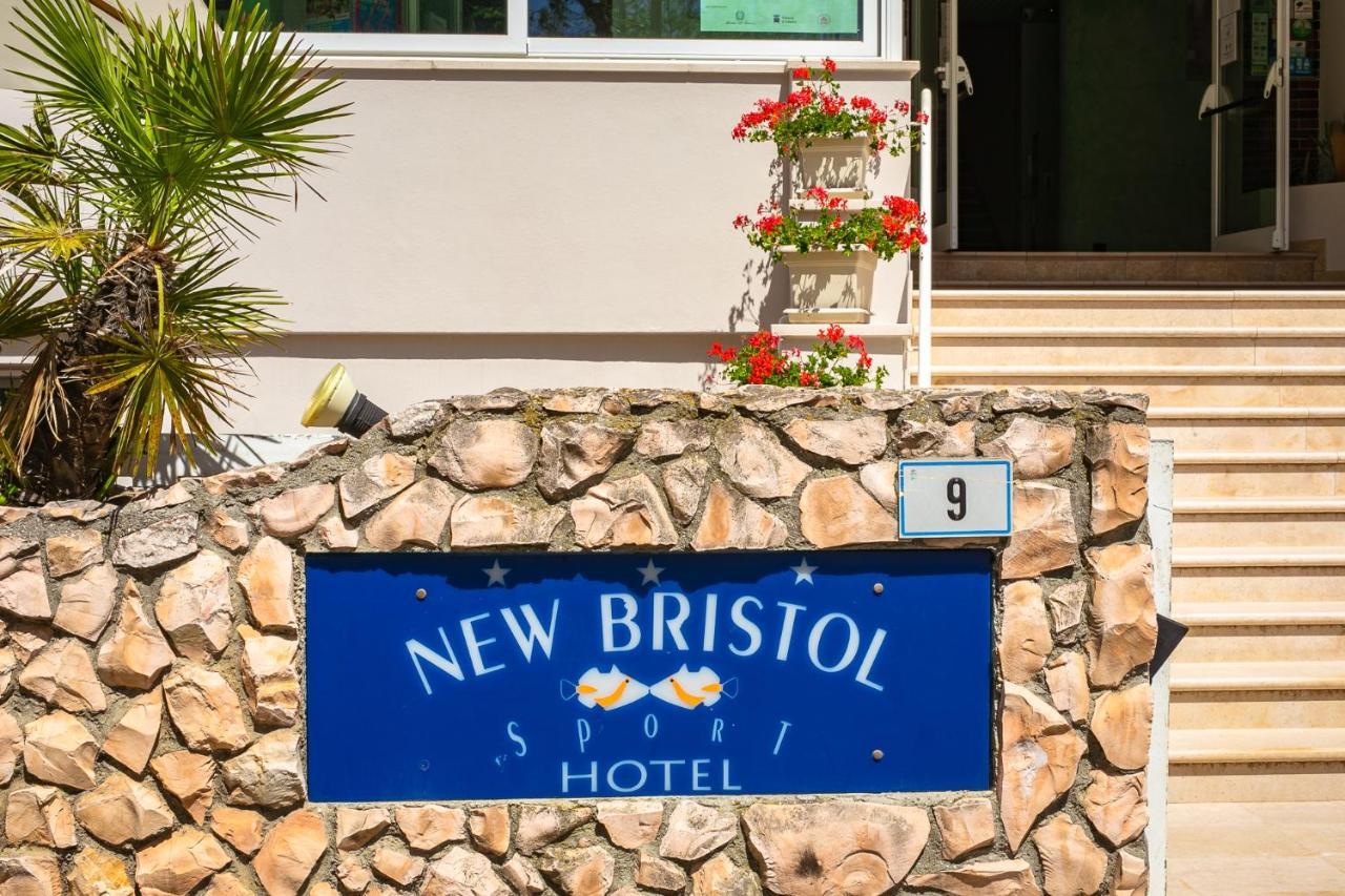 New Bristol Sport Hotel Cesena Bagian luar foto